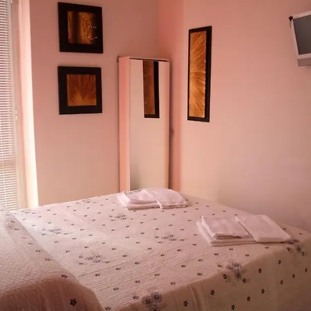Appartement One Bedroom Apartement With Terrace And Wifi At La Spezia
