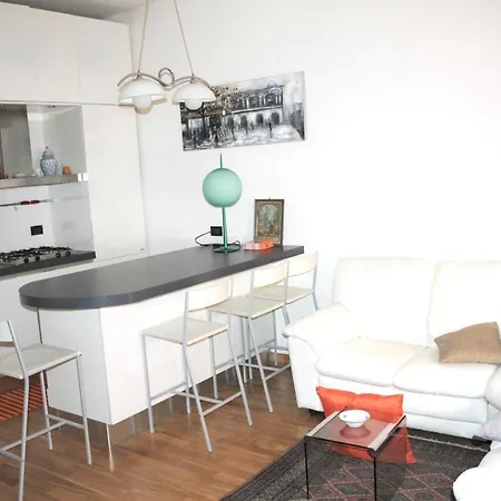 One Bedroom Apartement With Terrace And Wifi At Appartement